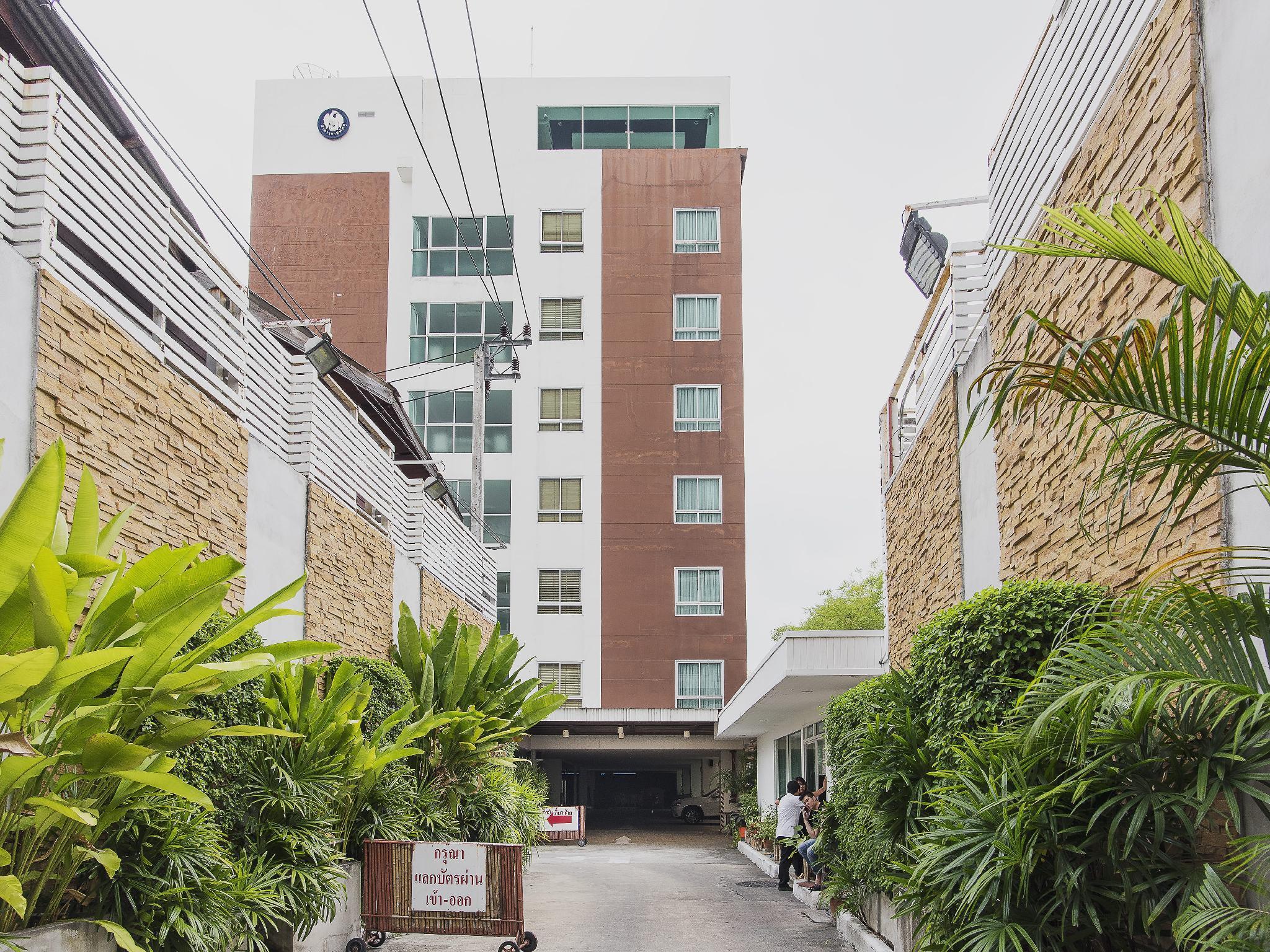 Sathorn Grace Serviced Residence Bangkok Exterior foto