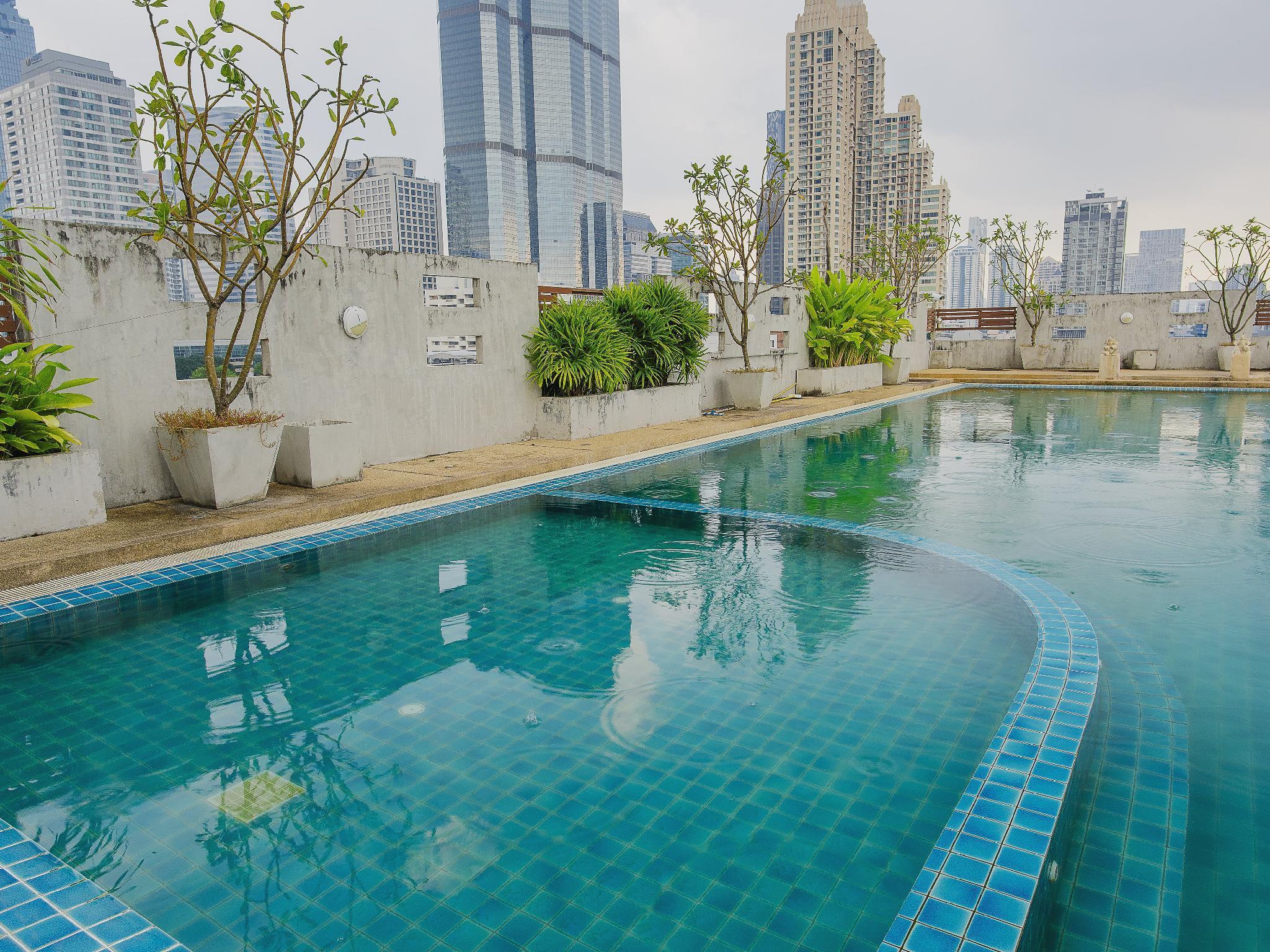 Sathorn Grace Serviced Residence Bangkok Exterior foto